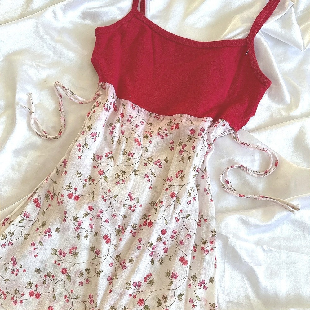 Vixen Red Floral Babydoll Cami Top Empire Waist Side Tie Coquette Small
